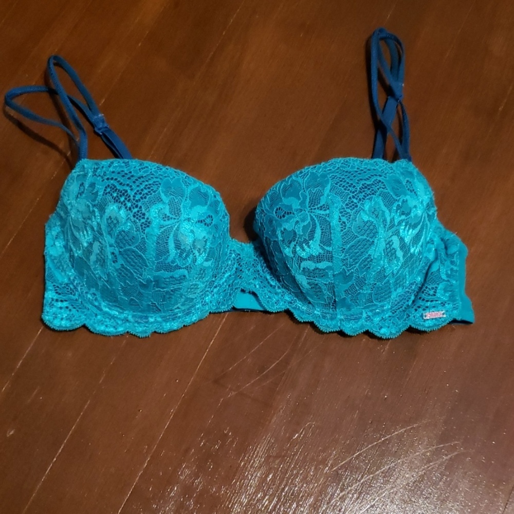 Beautiful VS bra
